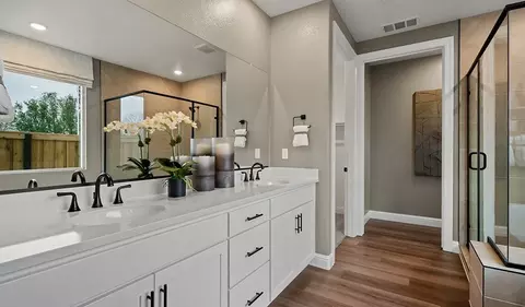 Bath - 7407 Bird Loop, Rancho Murieta, CA 95683 photo 3 of 3