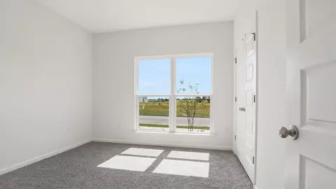 Bedroom - 20 Elderberry St, Freeport, FL 32439 photo 3 of 8
