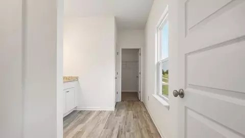 Entry Way - 20 Elderberry St, Freeport, FL 32439 photo 2 of 6