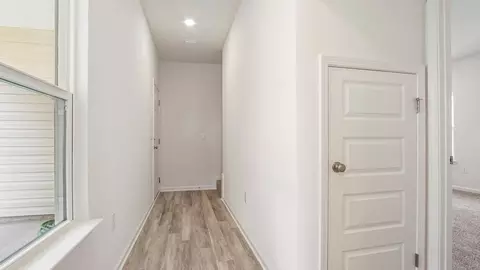 Entry Way - 20 Elderberry St, Freeport, FL 32439 photo 1 of 6