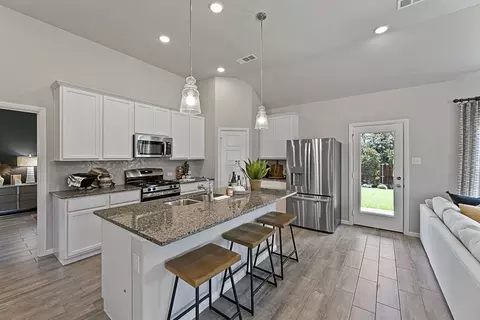 Kitchen - 8024 Butterfield Dr, Sanger, TX 76266 photo 1 of 2