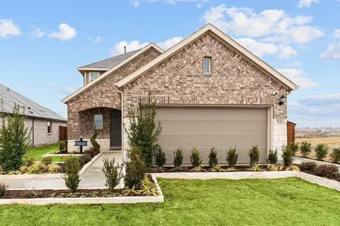 Exterior - 8024 Butterfield Dr, Sanger, TX 76266 photo 2 of 3