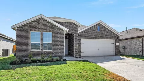 4349 Mill Stream Ln, Crowley, TX 76036