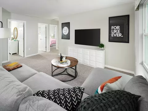 Living - 9415 Ella Point Dr, Jacksonville, FL 32219 photo 4 of 4