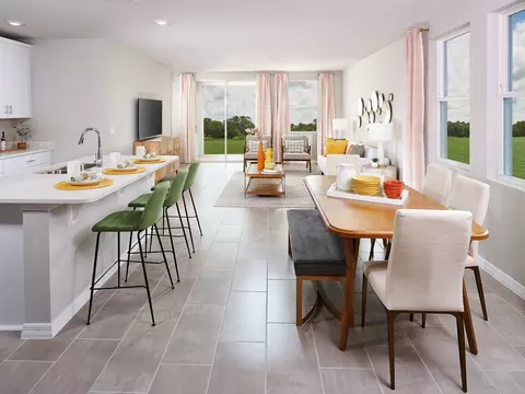 Dining - 9415 Ella Point Dr, Jacksonville, FL 32219 photo 3 of 4