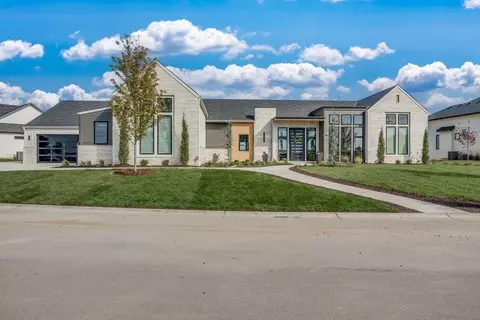 4790 Ridgeport, Wichita, KS 67205