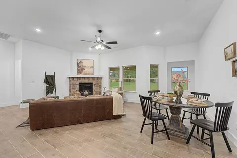 Dining - 311 Wickham Way, Centerton, AR 72719 photo 4 of 10