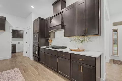 Kitchen - 311 Wickham Way, Centerton, AR 72719 photo 4 of 25