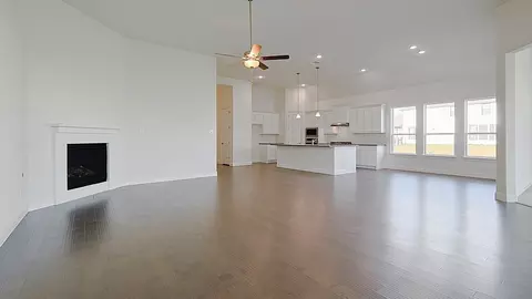 Living - 305 Box Elder Ct, Waller, TX 77484 photo 2 of 3