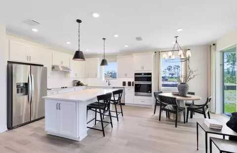 Kitchen - 2722 Portadown St, Ormond Beach, FL 32174 photo 4 of 12