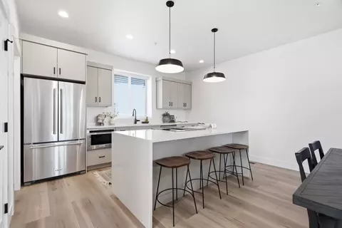 1709 S Federal Way, Boise, ID 83705