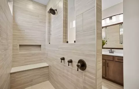 Bath - 2280 Millennium Dr, Lancaster, SC 29720 photo 2 of 3