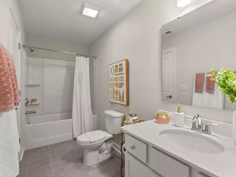 Bath - 1101 Ansonville Rd, Wingate, NC 28174 photo 2 of 6