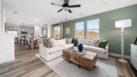 Entry Way - 2410 W Dale Ave, Visalia, CA 93291 photo 1 of 1