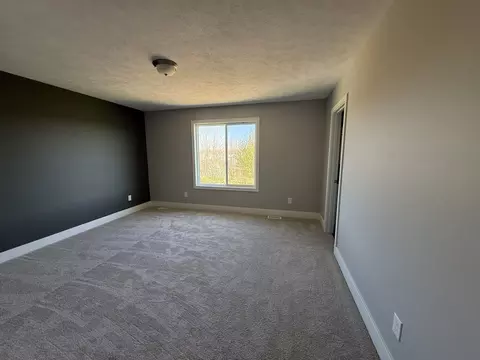 Bedroom - 6693 Castleton Dr, Grand Ledge, MI 48837 photo 3 of 3
