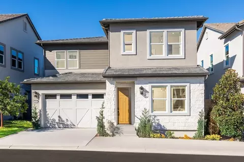 Exterior - 213 Briar Moon, Irvine, CA 92618 photo 6 of 7