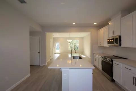 Kitchen - 1354 Mount Royal Dr, Saint Cloud, FL 34771 photo 2 of 4