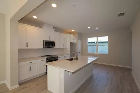 Kitchen - 1354 Mount Royal Dr, Saint Cloud, FL 34771 photo 1 of 4