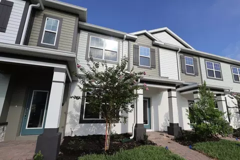 1354 Mount Royal Dr, Saint Cloud, FL 34771