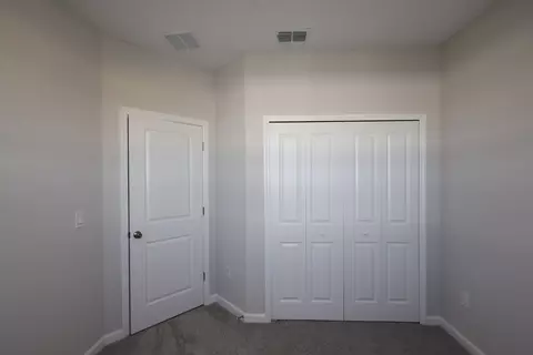 Bedroom - 1354 Mount Royal Dr, Saint Cloud, FL 34771 photo 1 of 7