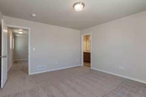 Bedroom - 8190 Lemon Grass Rd, Peyton, CO 80831 photo 3 of 7