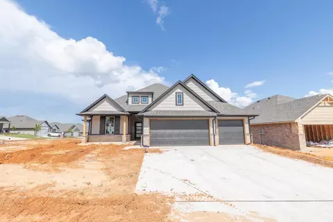 808 Westfall Dr, Choctaw, OK 73020
