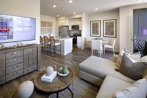 Living - 9187 Waverly Ln, Riverside, CA 92503 photo 1 of 2
