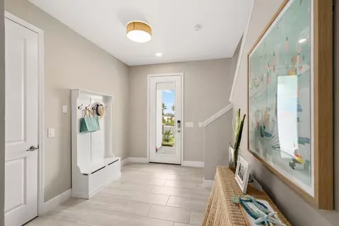 Entry Way - 18332 Foxtail Lp, Venice, FL 34293 photo 2 of 2