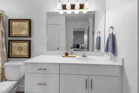 Bath - 1367 S Calpac Ave, Spanish Fork, UT 84660 photo 8 of 8