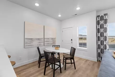 Dining - 1367 S Calpac Ave, Spanish Fork, UT 84660 photo 5 of 6