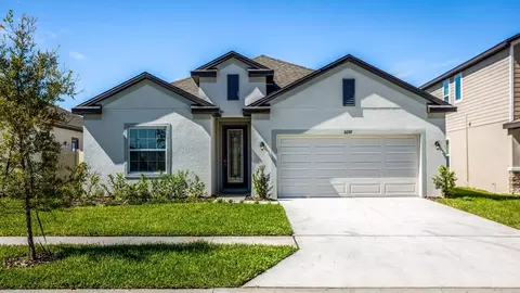 Exterior - 14055 Spring Hill Dr, Spring Hill, FL 34609 photo 5 of 11