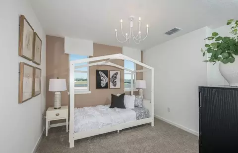 Bedroom - 9908 Johnson Oaks Gln, Parrish, FL 34219 photo 3 of 4