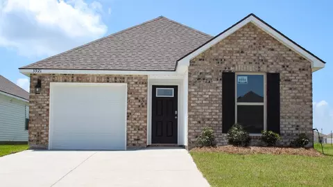 3921 Blue Rush Ln, Slidell, LA 70461