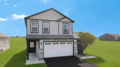 1686 Zumbro Ave, Shakopee, MN 55379