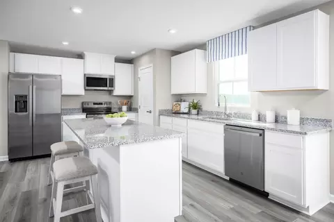 Kitchen - 5631 Julia Kate Dr, Morrow, OH 45152 photo 2 of 4