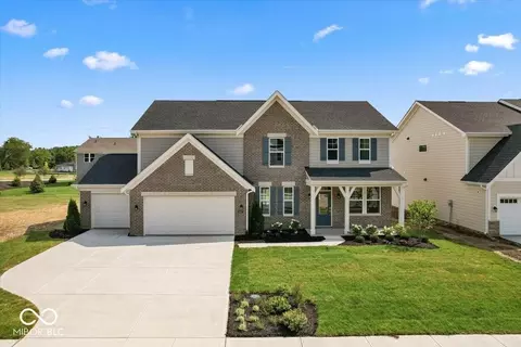 9557 Hemingway Dr, Indianapolis, IN 46239