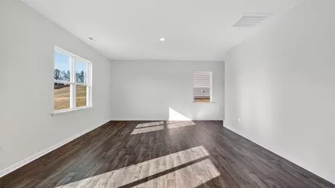 Living - 836 Comice Pear Way, Willow Spring, NC 27592 photo 5 of 6