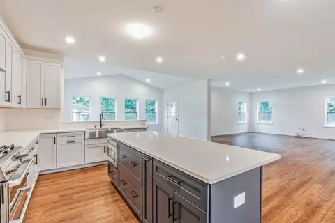 Kitchen - 42 Haddonfield-berlin Rd, Cherry Hill, NJ 08034 photo 3 of 7