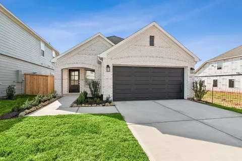 32507 Midsummer Dr, Fulshear, TX 77441