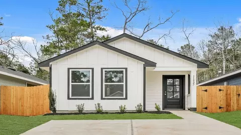 11927 Detar Ct, Willis, TX 77378