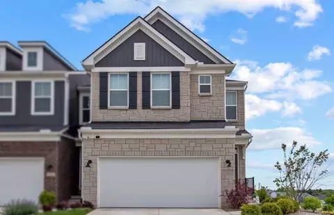 1477 Superior Dr, Milford, MI 48381