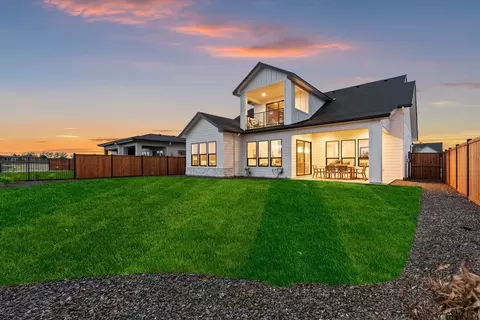 Exterior - 320 N Palmer Ln, Eagle, ID 83616 photo 9 of 9