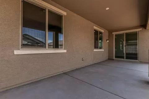 18348 W Villa Hermosa Ln, Surprise, AZ 85387