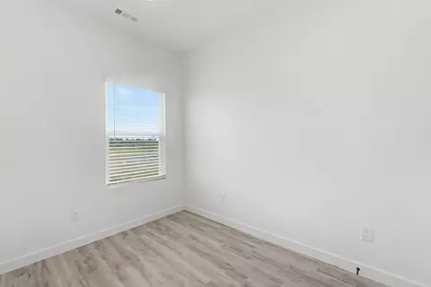 Bedroom - 680 Nebula Ln, Centerton, AR 72713 photo 6 of 13