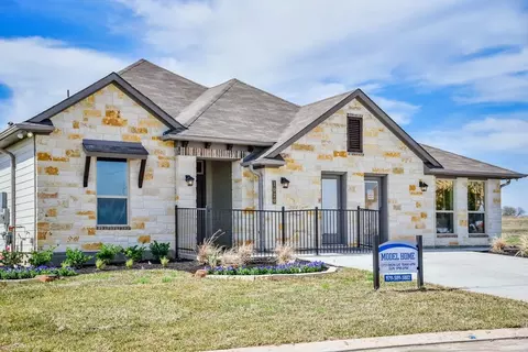 Exterior - 1020 Trellis Pass, Brenham, TX 77833 photo 3 of 4