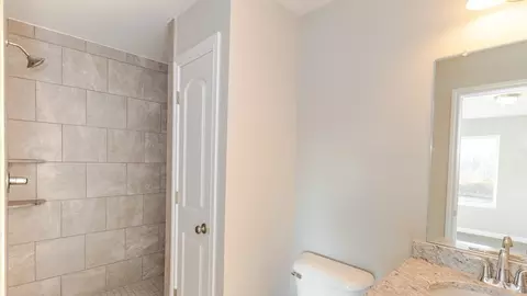 Bath - 930 E Drahner Rd, Oxford, MI 48371 photo 5 of 11