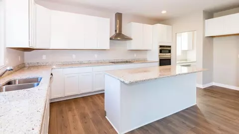 Kitchen - 930 E Drahner Rd, Oxford, MI 48371 photo 3 of 8