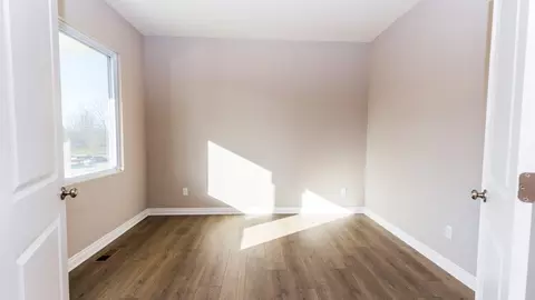 Bedroom - 930 E Drahner Rd, Oxford, MI 48371 photo 1 of 11