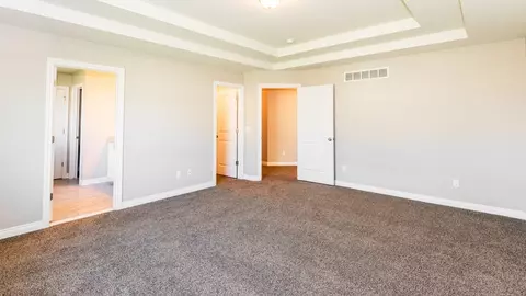 Bedroom - 930 E Drahner Rd, Oxford, MI 48371 photo 2 of 11