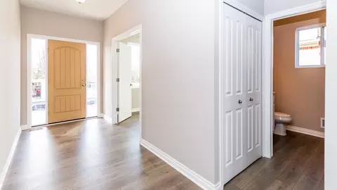 Entry Way - 930 E Drahner Rd, Oxford, MI 48371 photo 2 of 10